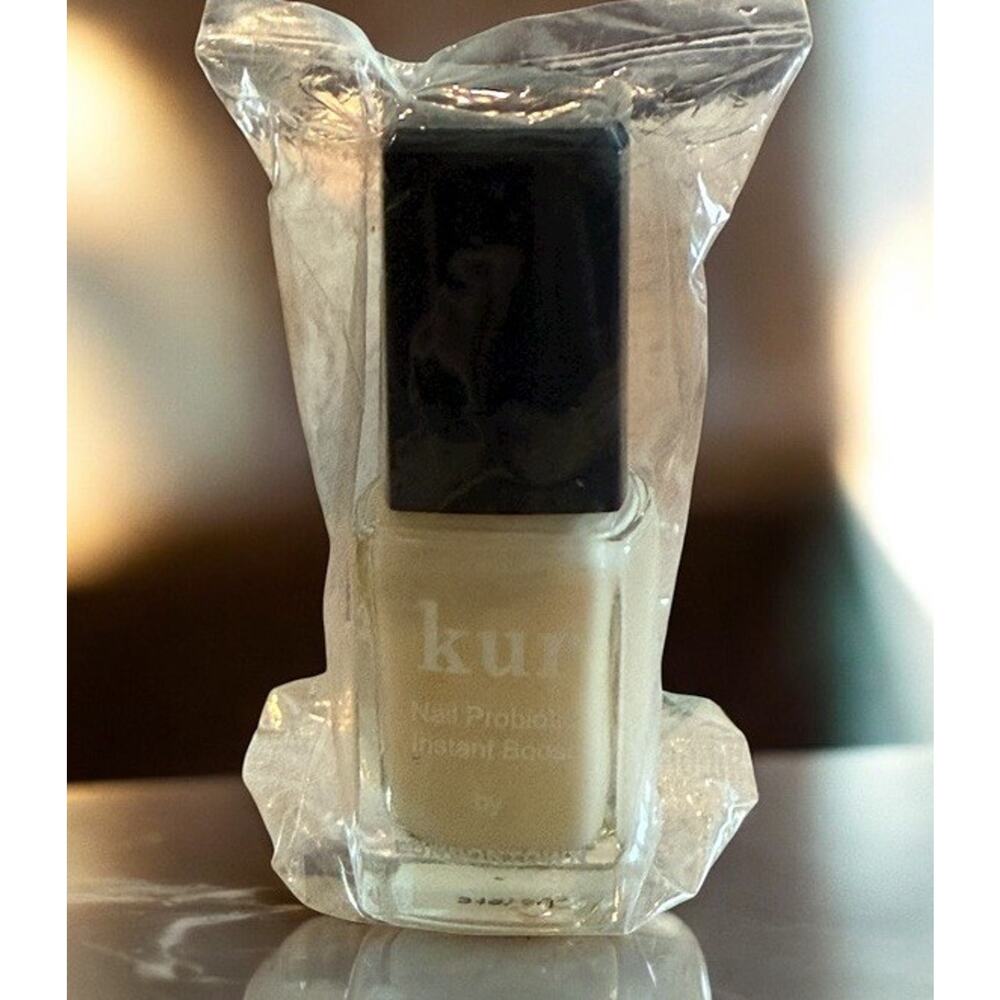 LONDONTOWN Nail Probiotic Instant Boost Weak Nail Mask NEW/SEALED